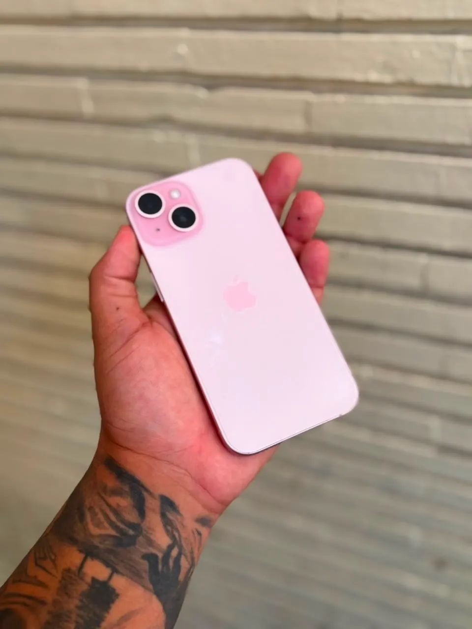 iPhone 15 
