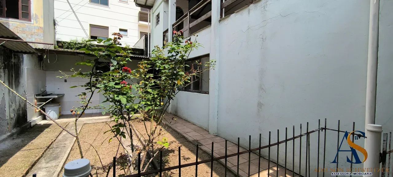 Casa térrea a venda com 271 metros 5 quartos em Balneário - Florianópolis - SC - Foto 3