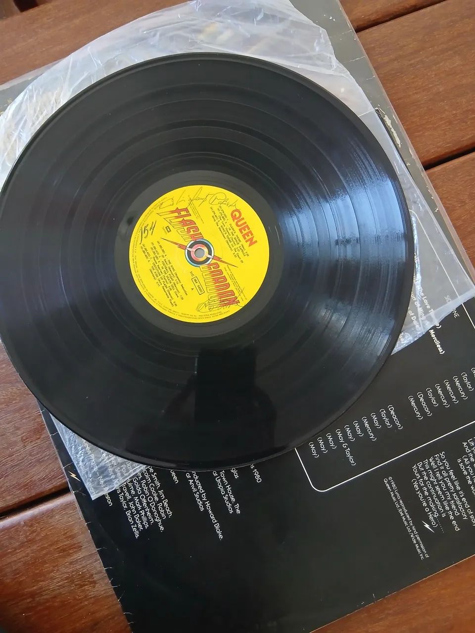 Lp Queen 