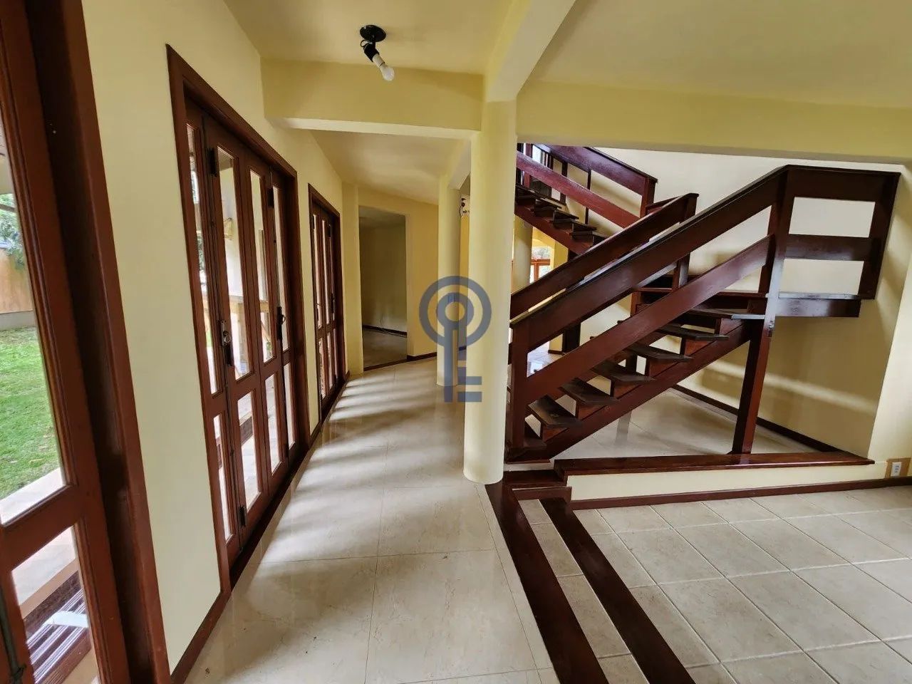 Casa em condomínio com 4 dormitórios no Rio Tavares - Foto 2