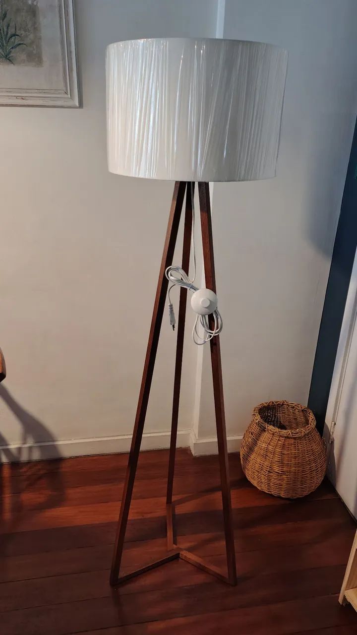 Abajur de chão 