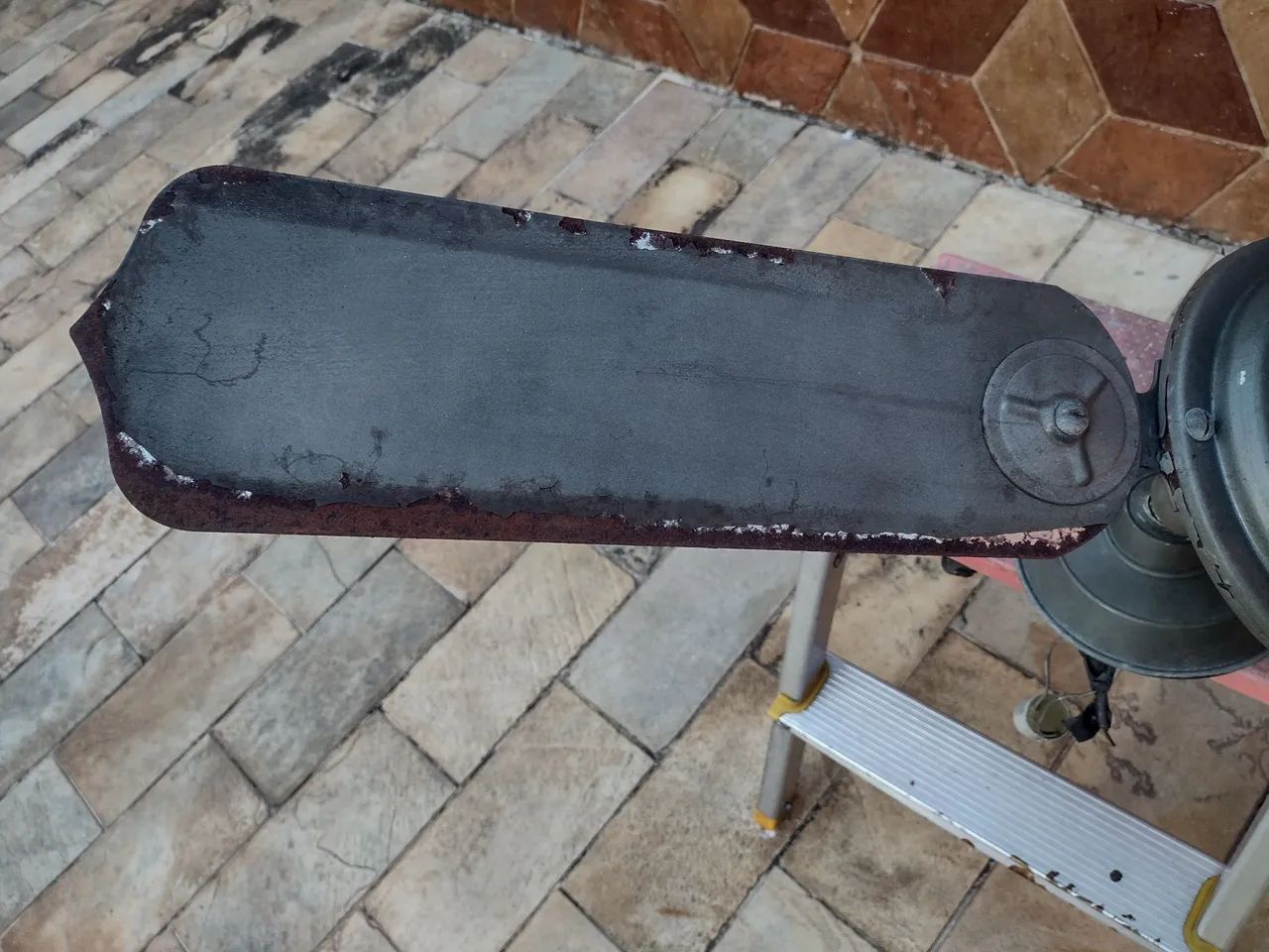 Ventilador de teto em bom estado  - Foto 2