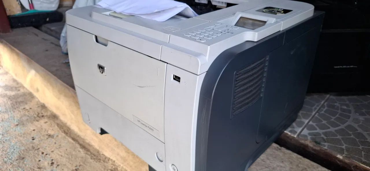 Impressora  hp p3015 usado - Foto 2