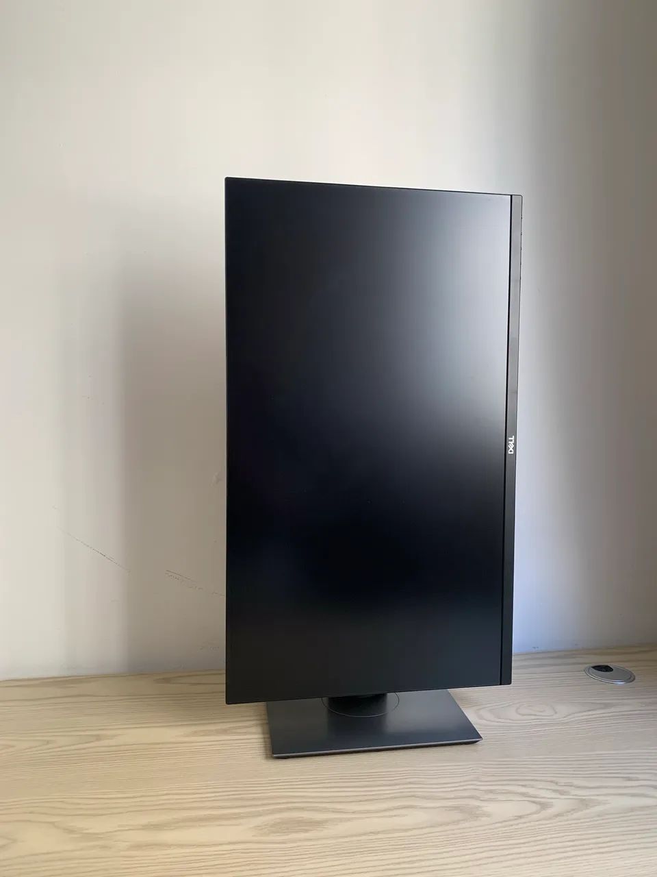 Monitor Dell P2719h - Foto 3