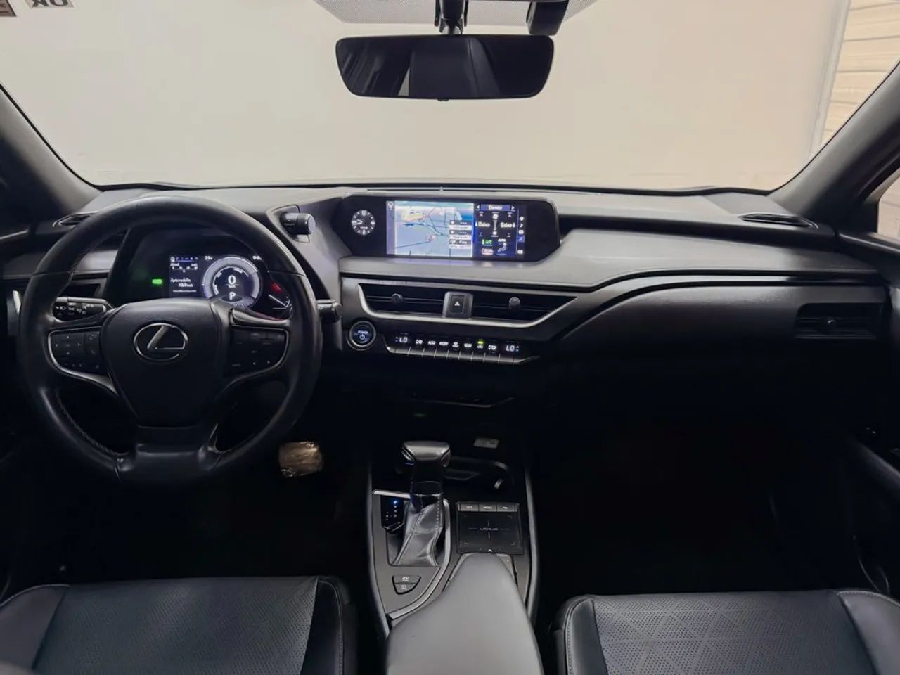 Lexus UX-250h Luxury 2.0 16V Aut.(hybrid), foto 9 de 12