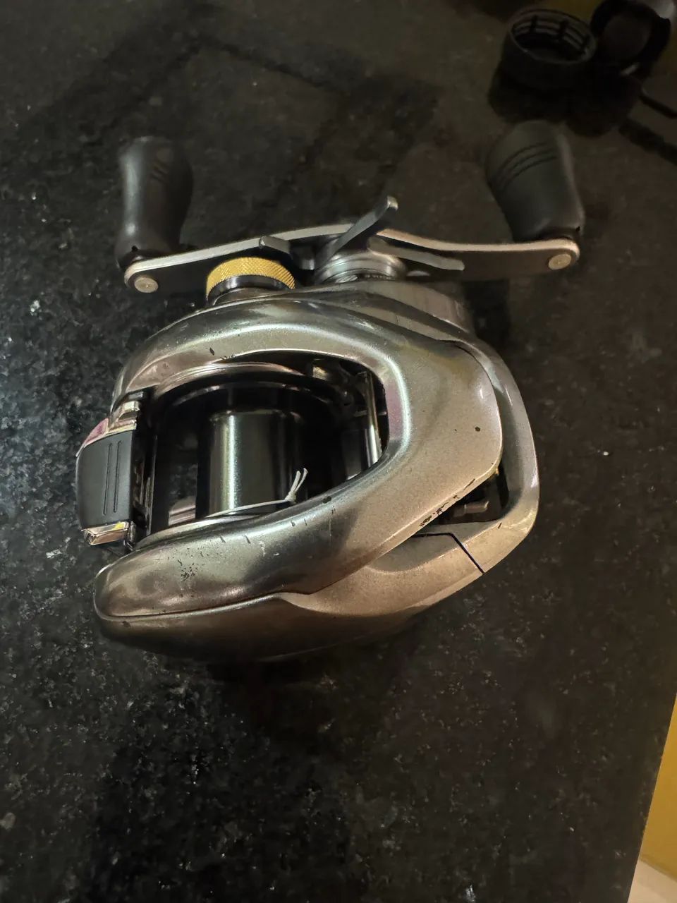 Carretilha de Pesca Metanium DC XG esquerda Shimano - Foto 2