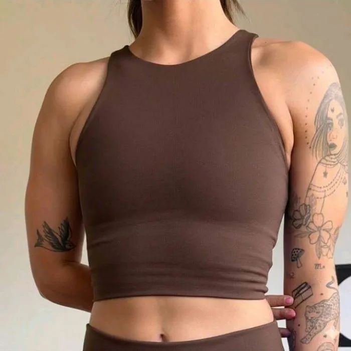 VENDO 3 REGATAS FEMININA PRODUTO NOVO