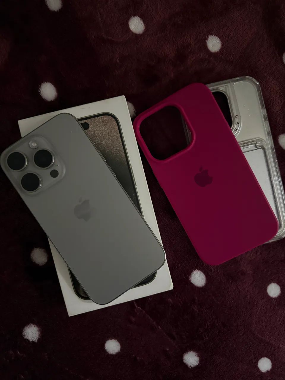 iPhone 15 Pro - Foto 2