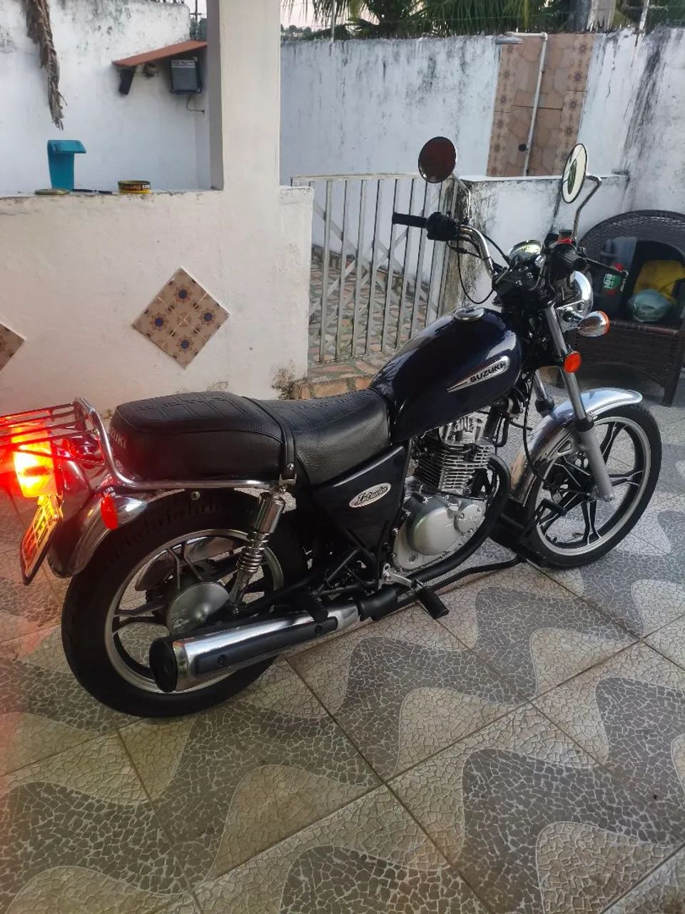 Suzuki Intruder  - Foto 4