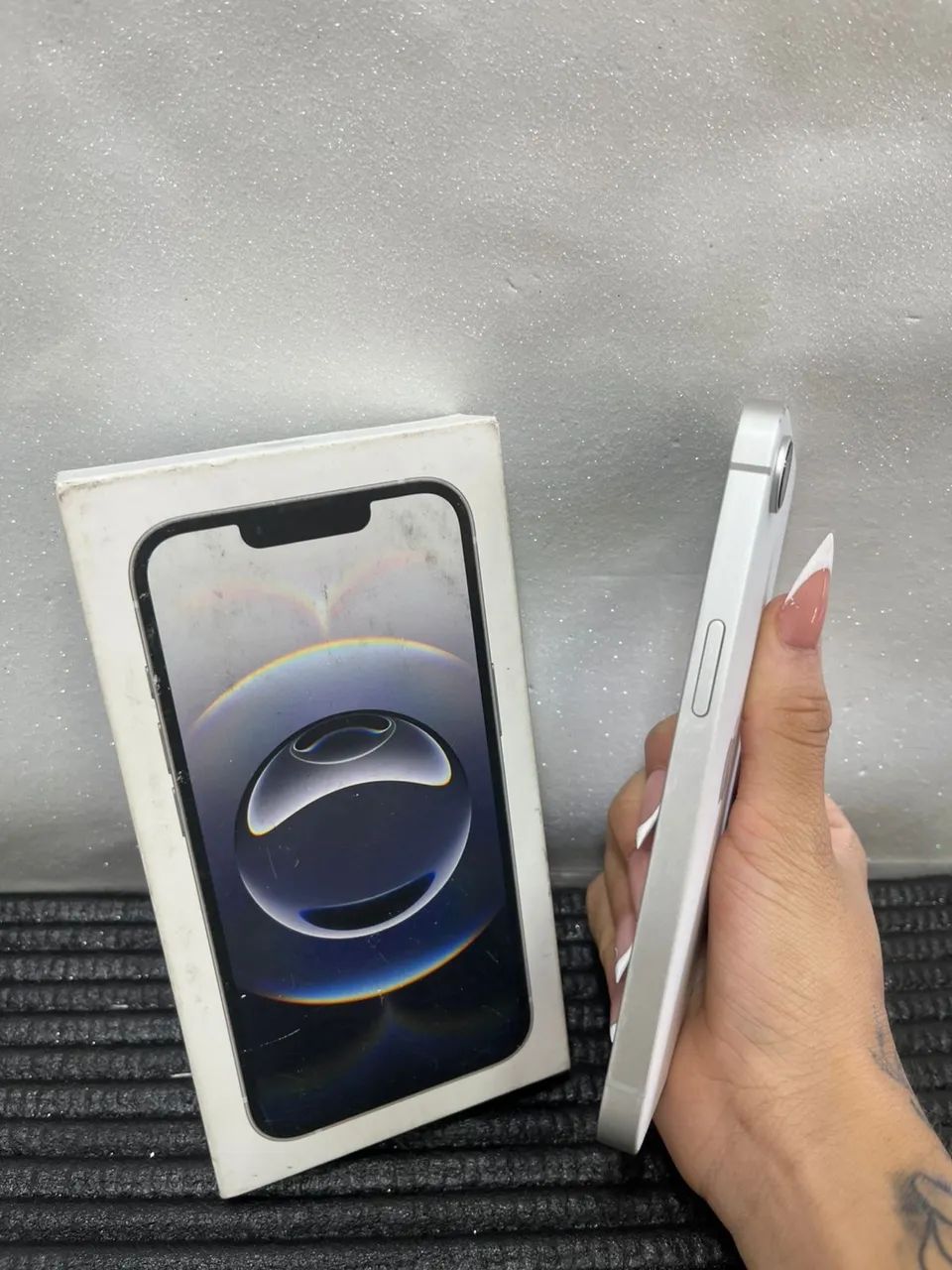 IPHONE 16E 128GB BRANCO BATERIA 95% COM CAIXAR $2899,00 - Foto 4