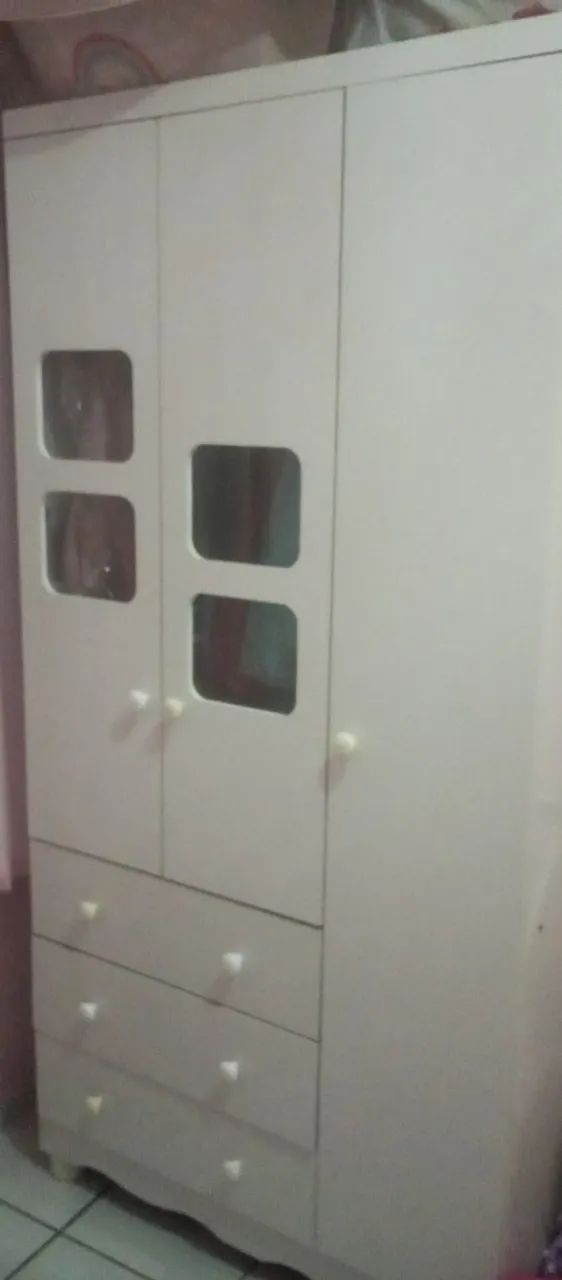 Vendo guarda roupa infantil 