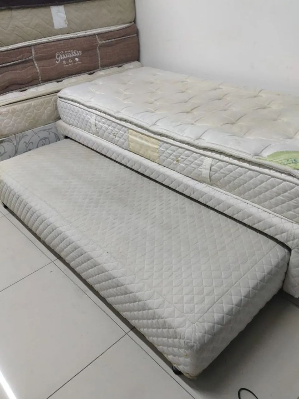 Bicama com auxiliar e colchao ( $$ 480 ) *
