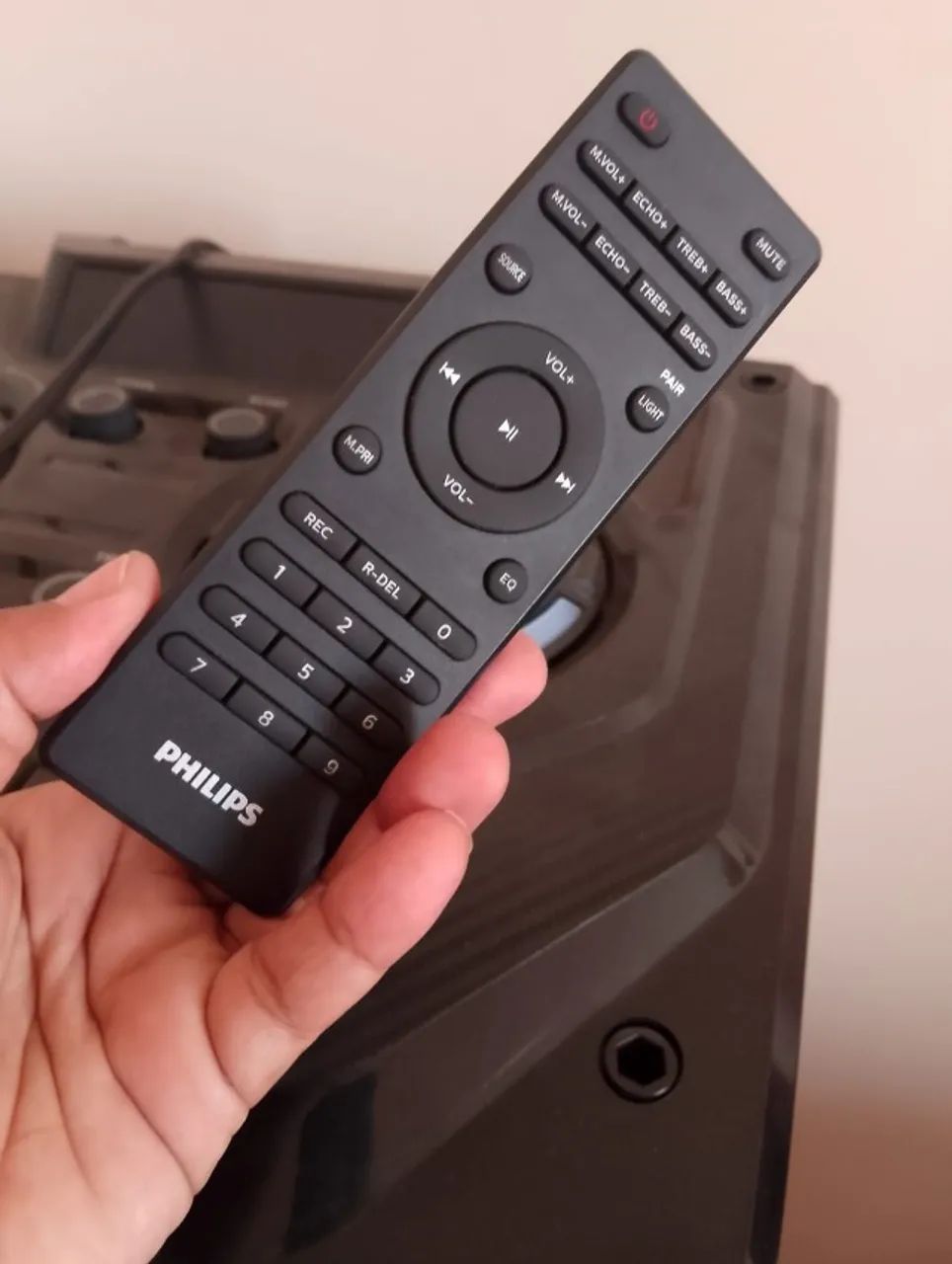 CAIXA DE SOM PHILIPS 2000W
