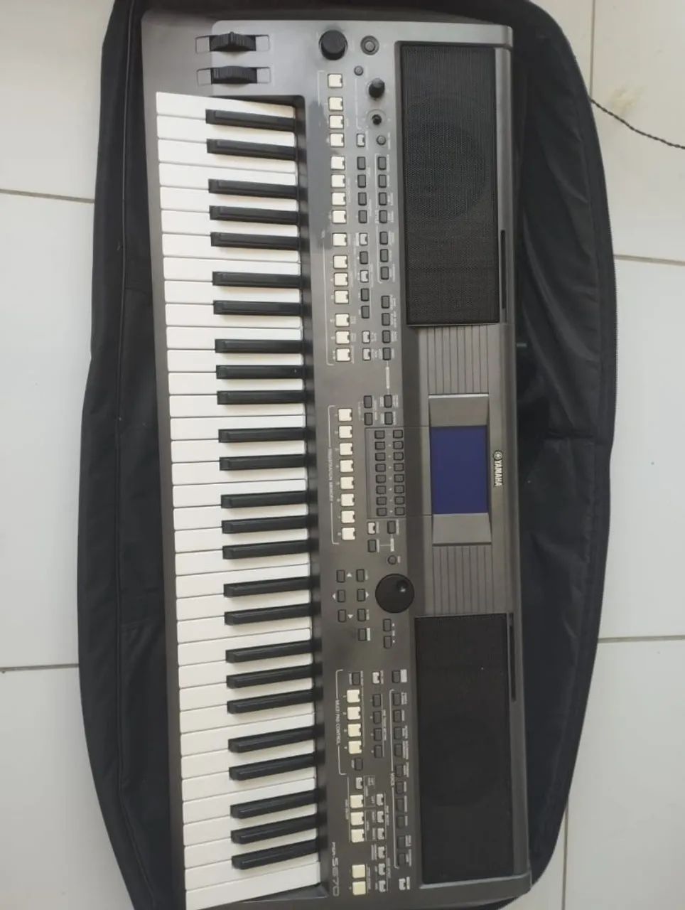 Yamaha PSR-S670  - Foto 2