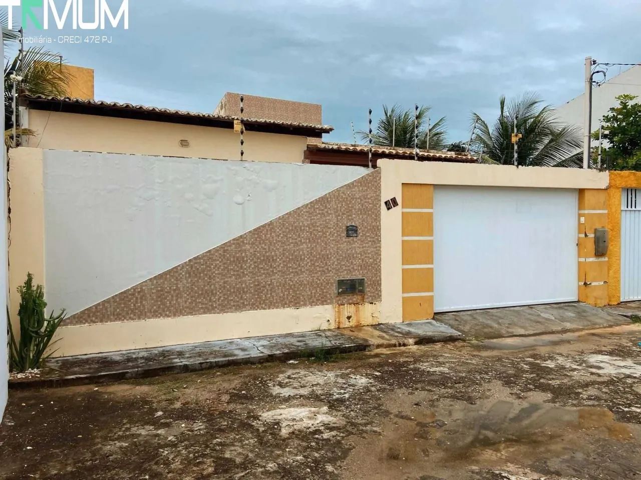 Casa à Venda na Praia da Caueira [7409]
