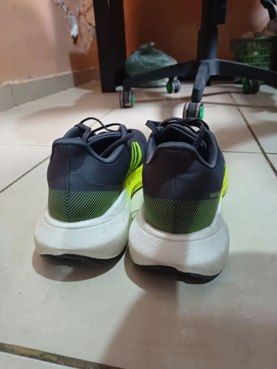 Tênis Adidas Boost Run - Foto 4