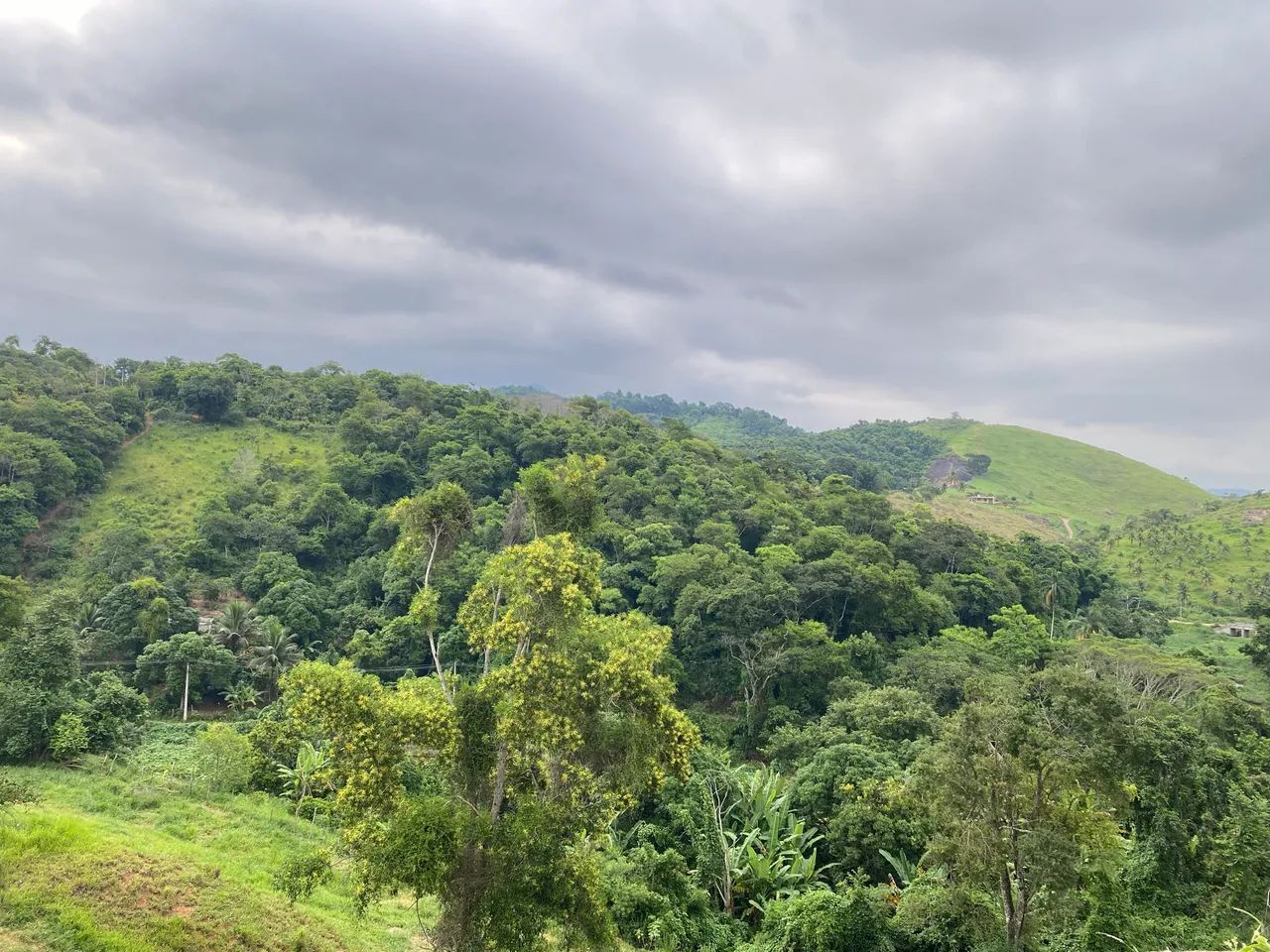 Terreno 300 m2 quitado e escriturado próximo a Cariacica Sede - Foto 3