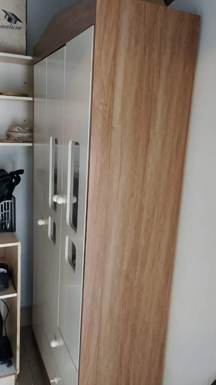 Guarda roupa infantil