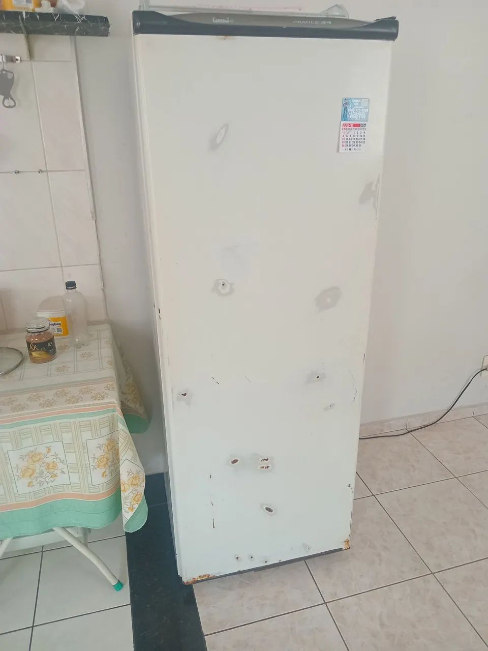 Vendo geladeira 