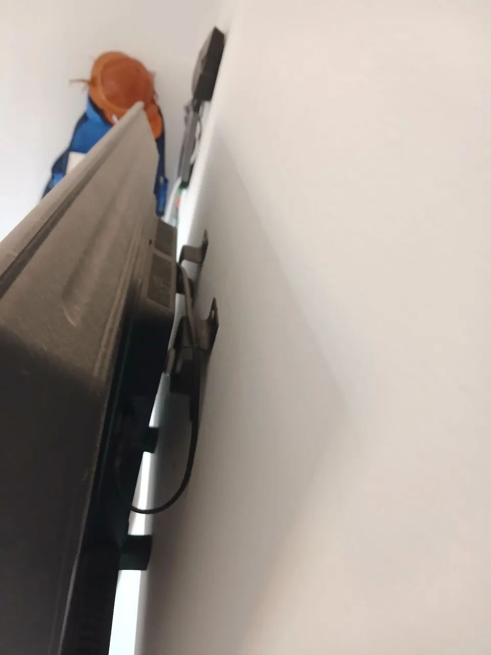 Vendo uma tever 32pl com smart seme nova - Foto 4