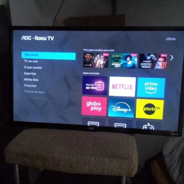 vendo 01 televisao 32 polegadas AOC com controle das moderna e pegar internet - Foto 4