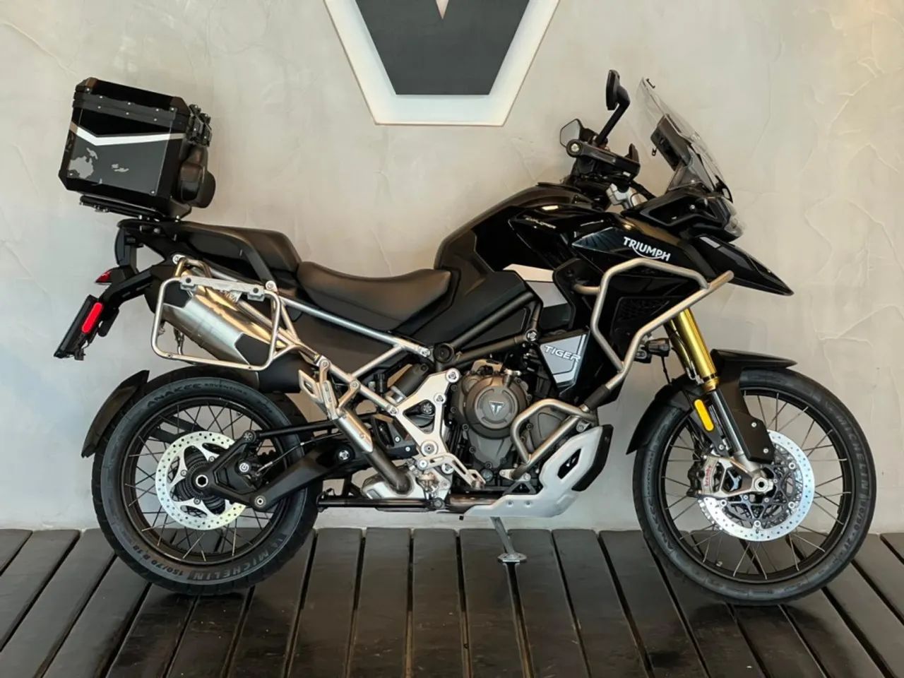 Triumph 1200 Explorer 2023 - 1493242751 | OLX