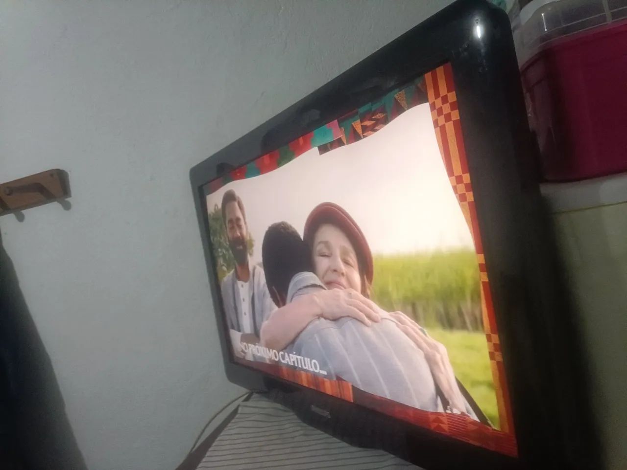 Vendo tv 32 polegada em cosevada marca Philips  - Foto 5