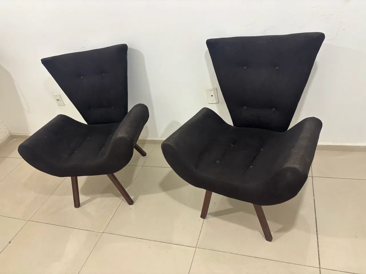 Vendo poltronas pretas 