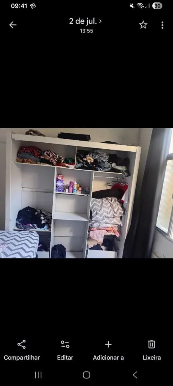 Guarda roupa DOAÇÃO 