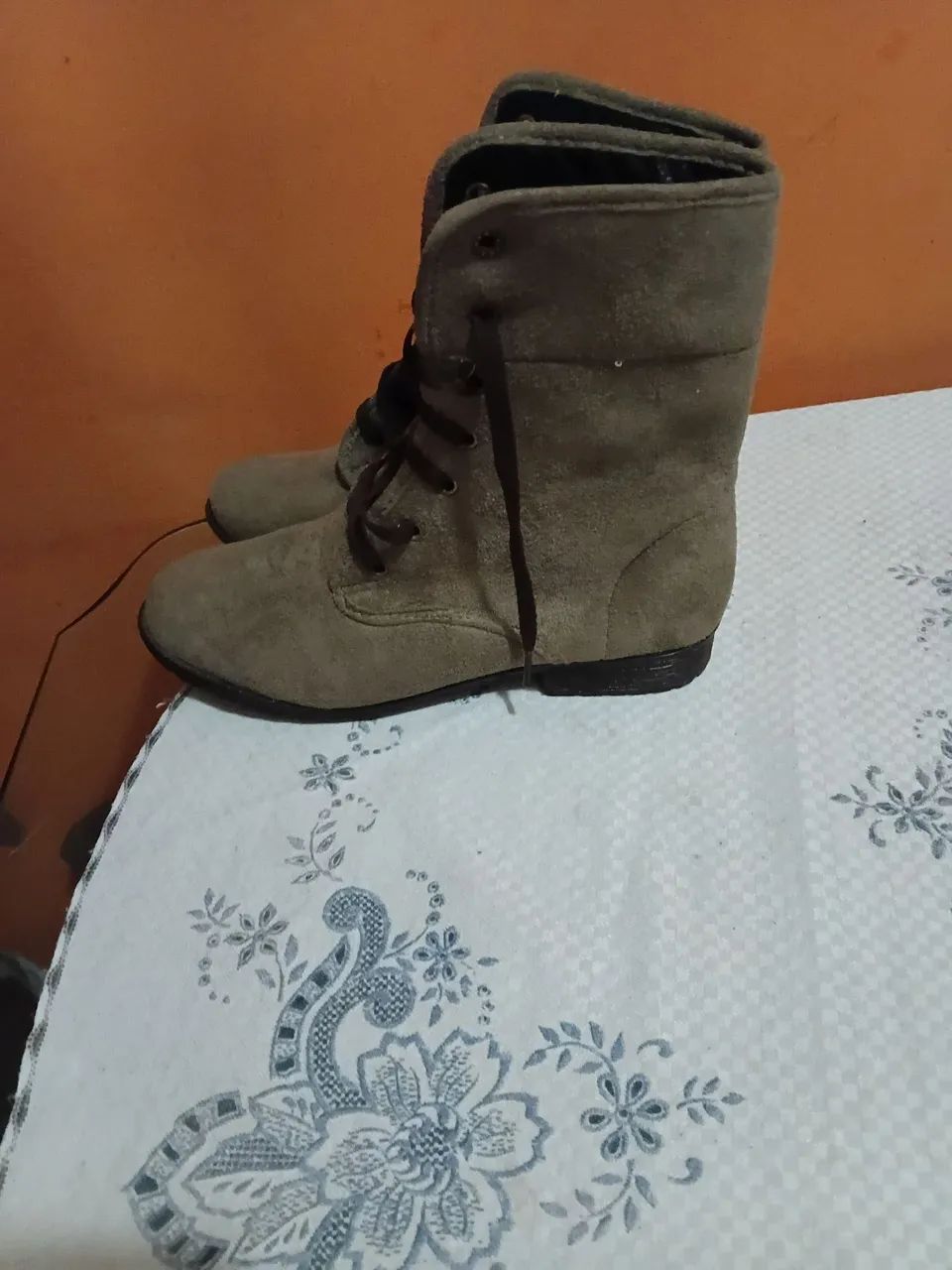 Bota camurça.  - Foto 2