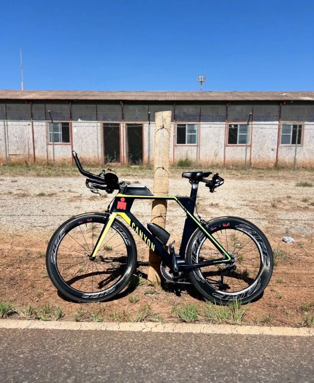 Canyon Speedmax CF SLX 