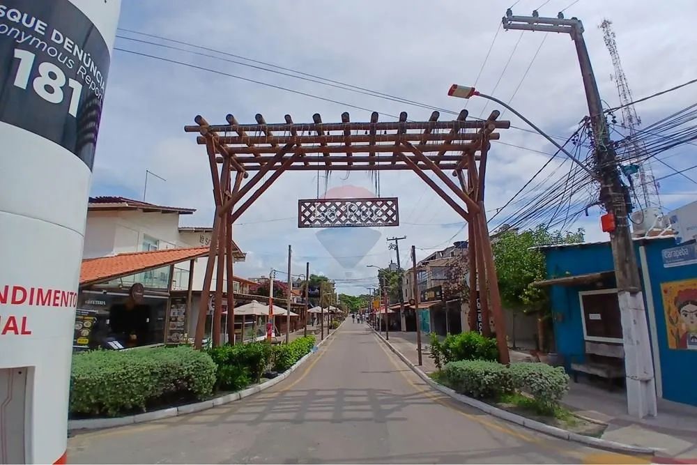 "Espaço Comercial na Praia do Francês: Alugue Já!"