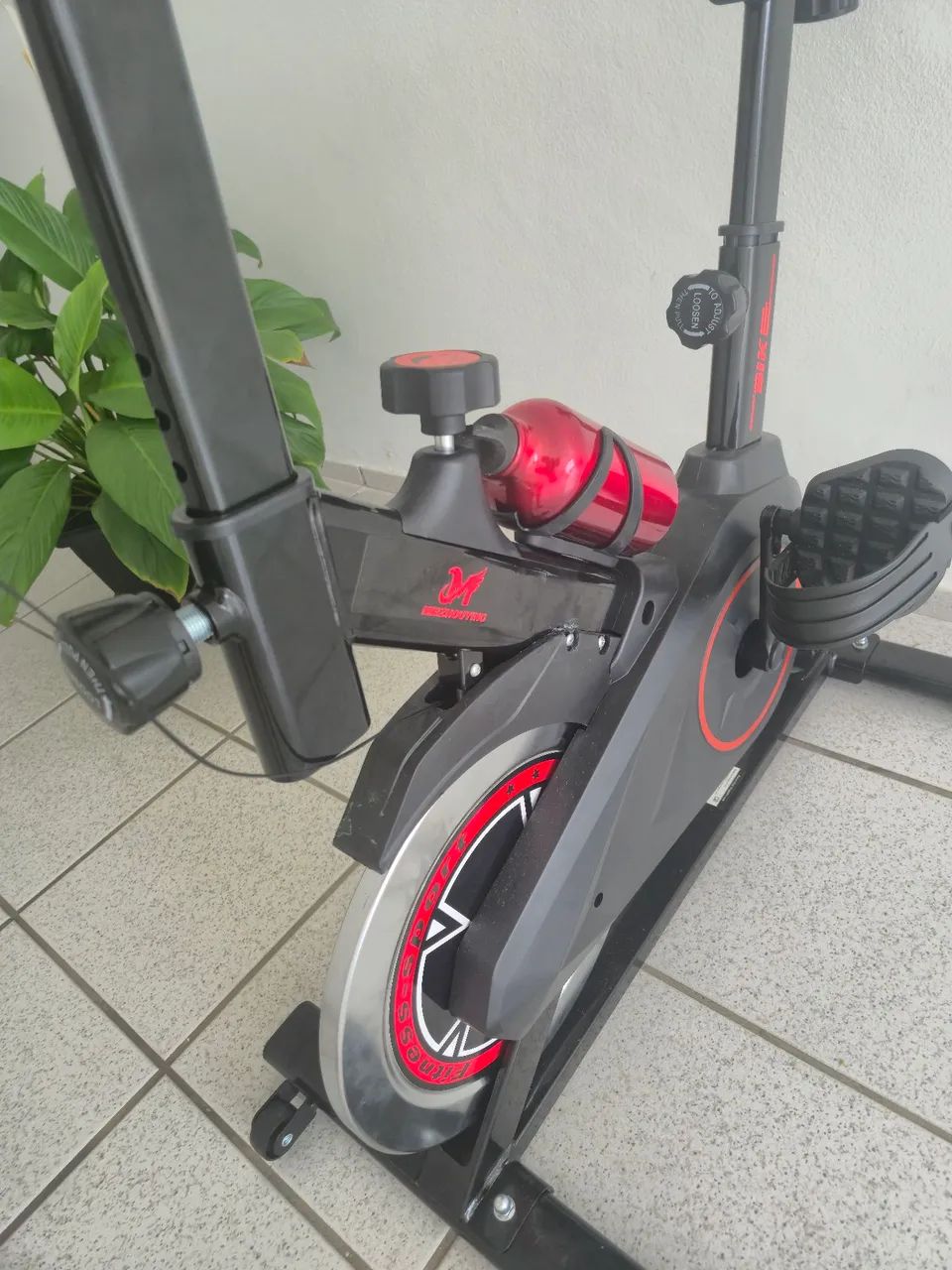 Bicicleta ergometrica seminova - Foto 5