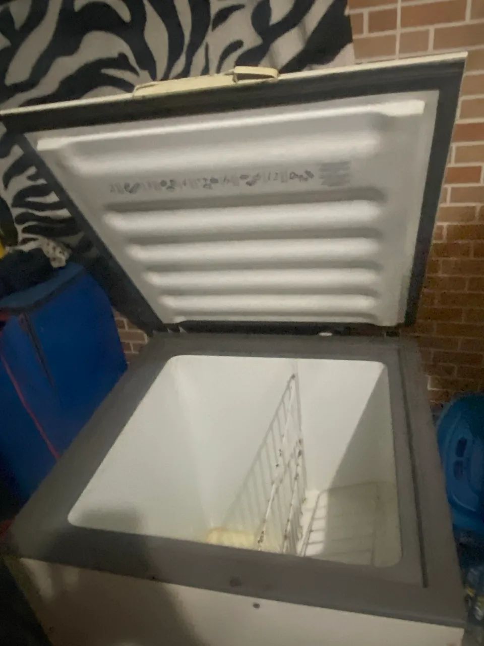 Vende se, freezer - Foto 3
