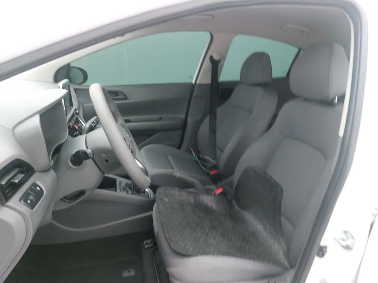 Hyundai HB20S Comfort Plus 1.0 TB Flex 12V Mec., foto 16 de 18
