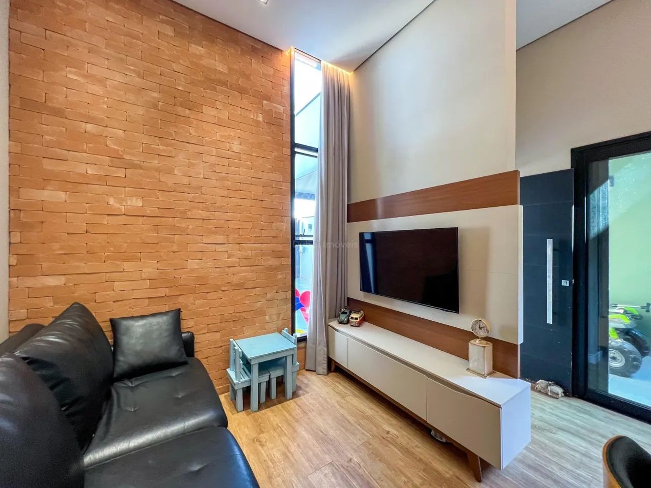 CASA MODERNA, CONFORTÁVEL E COMPLETA - Foto 5