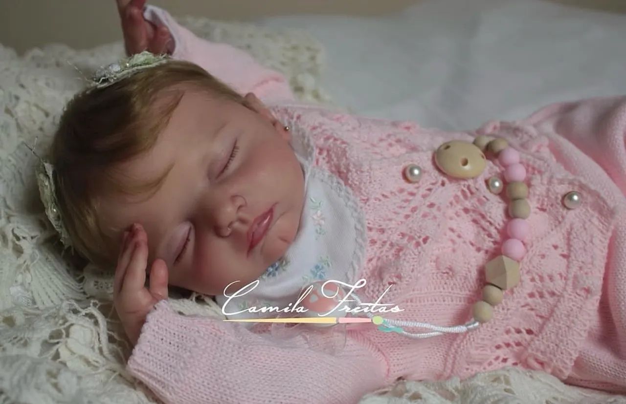 Bebê Reborn kit sarah original com certificado 