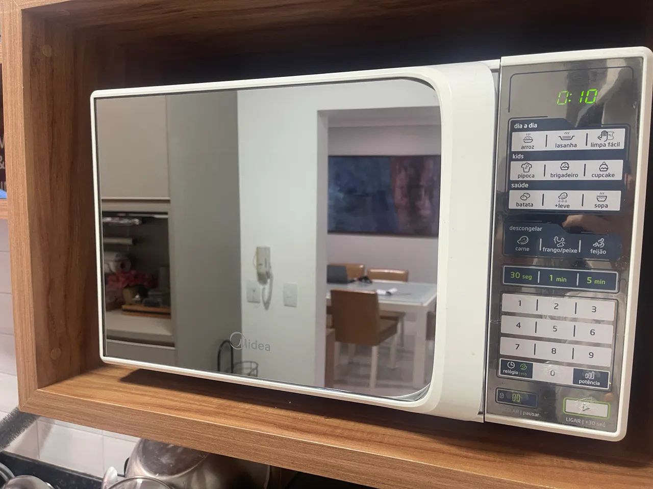 Microondas Midea 31L - Foto 2