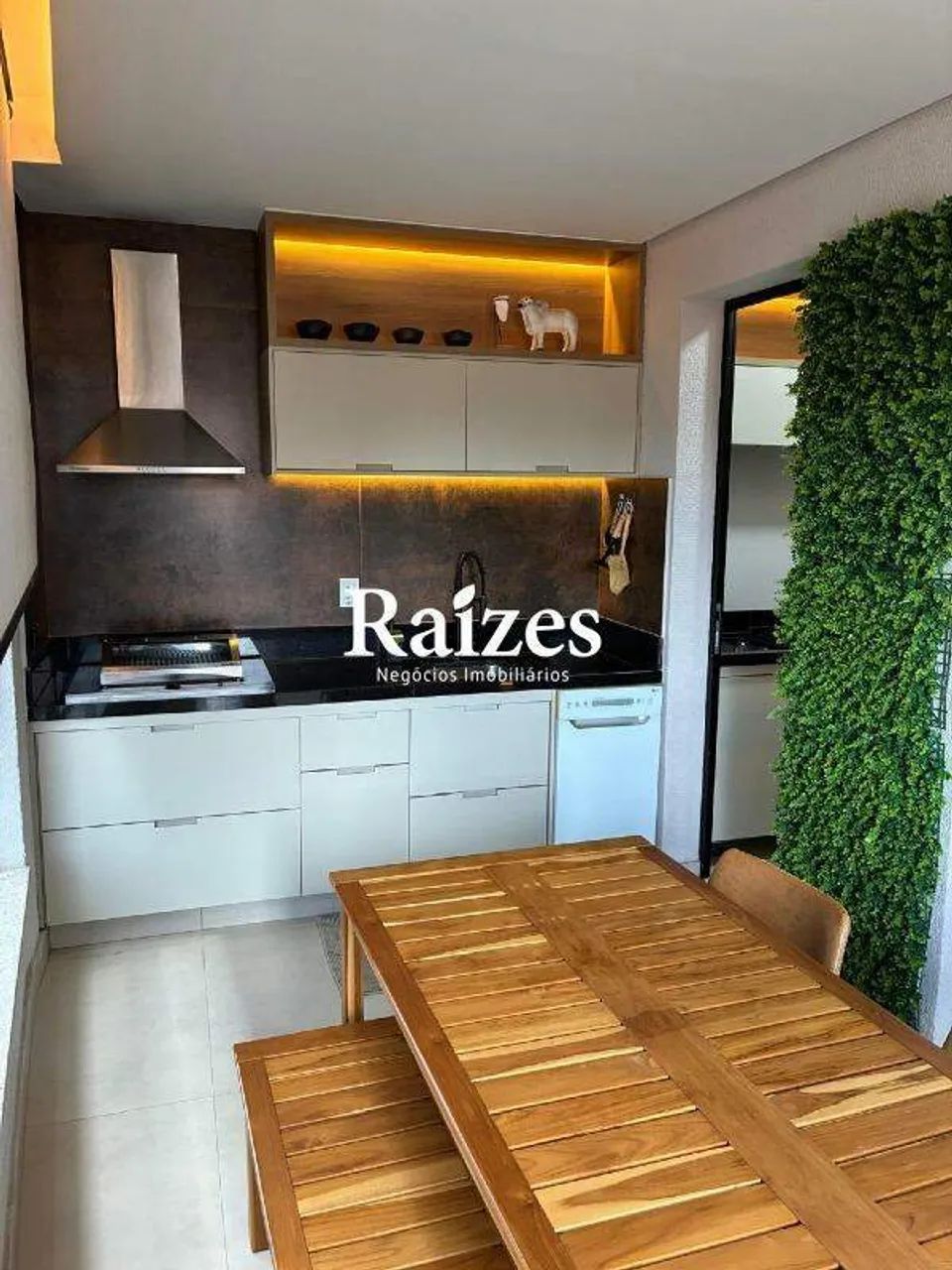 Apartamento 3 Quartos com 1 Suíte e Varanda Gourmet e 2 Vagas no Cazeca