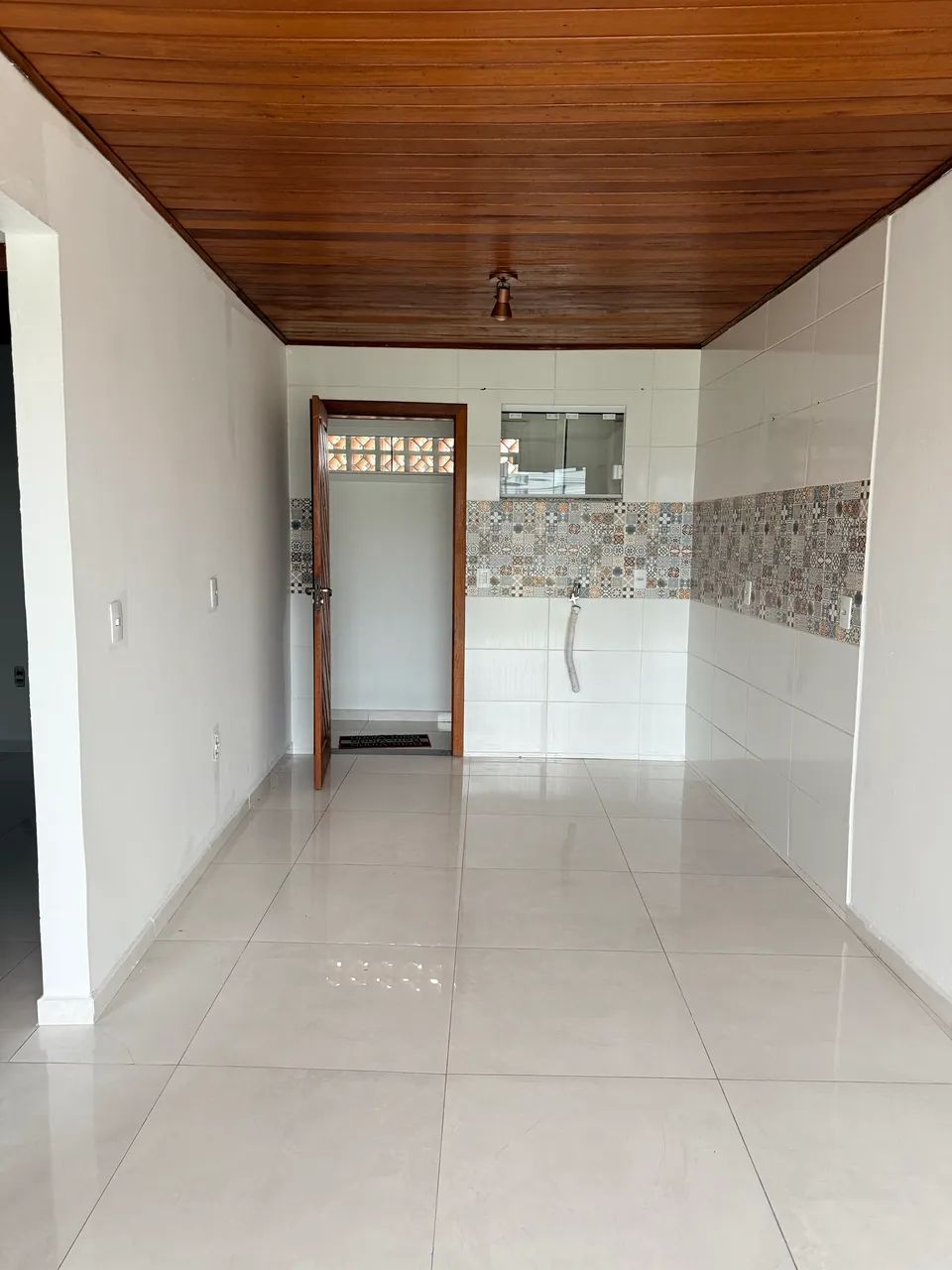 Alugo casa estilo ap no campeche a 2 km da praia  - Foto 4