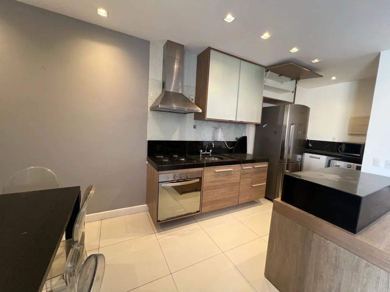 Vendo cobertura duplex com quarto e sala, Lúcio Costa - Barra da Tijuca - Foto 3