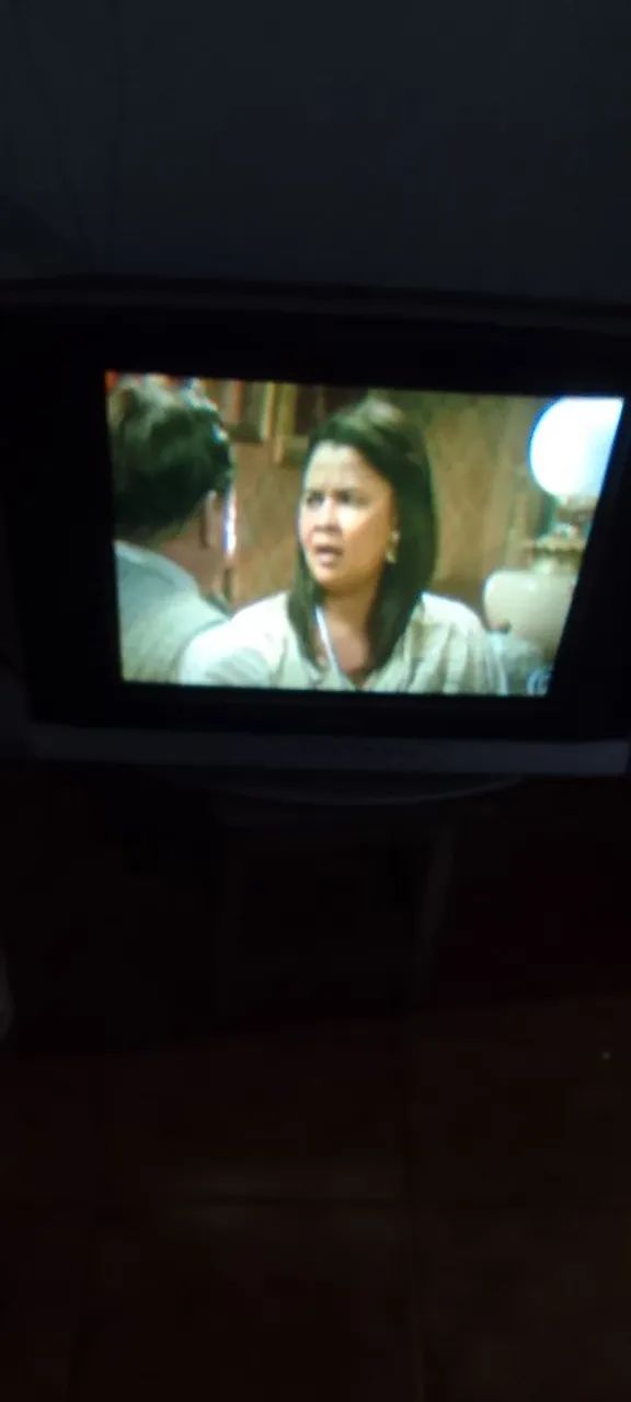Televisão de tubo 