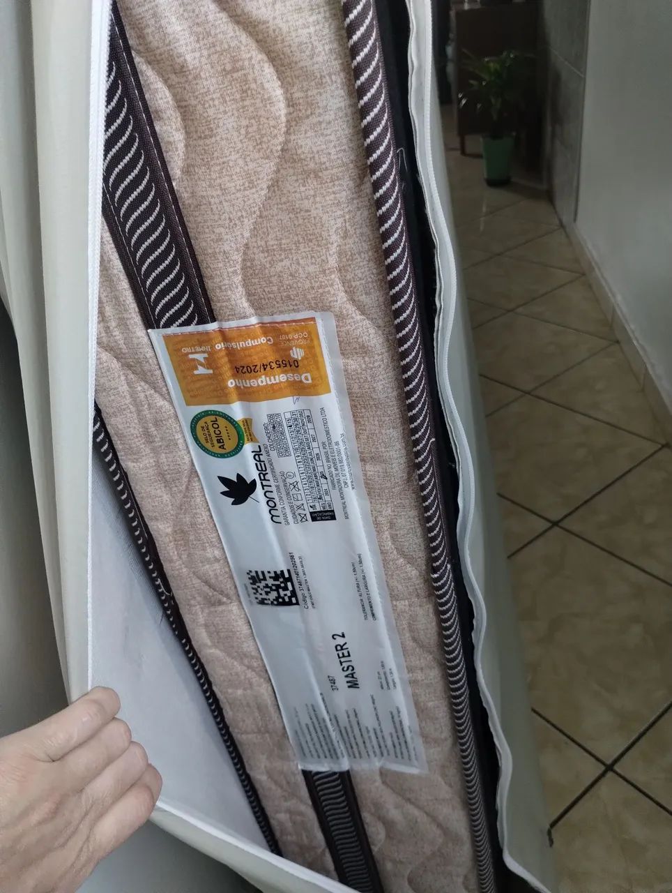 Vendo Cama com Colchão de molas - Foto 4