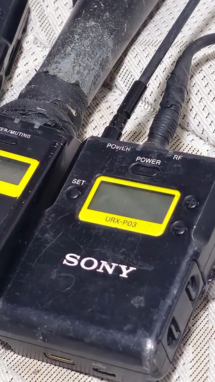 Microfone Sony modelo Sony URX-P03 - Instrumentos musicais