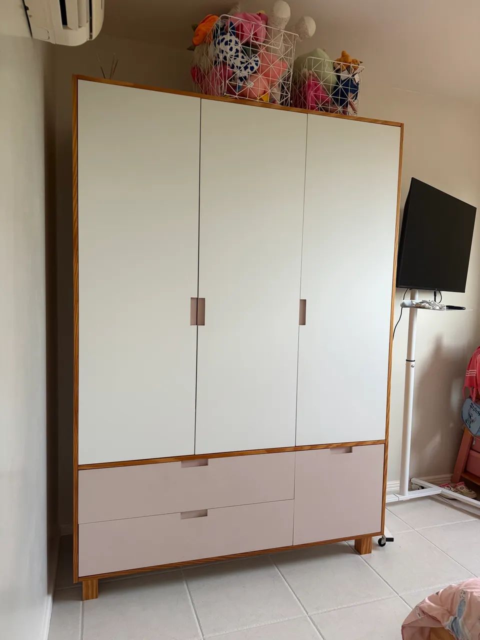 Vendo jogo de quarto infantil 