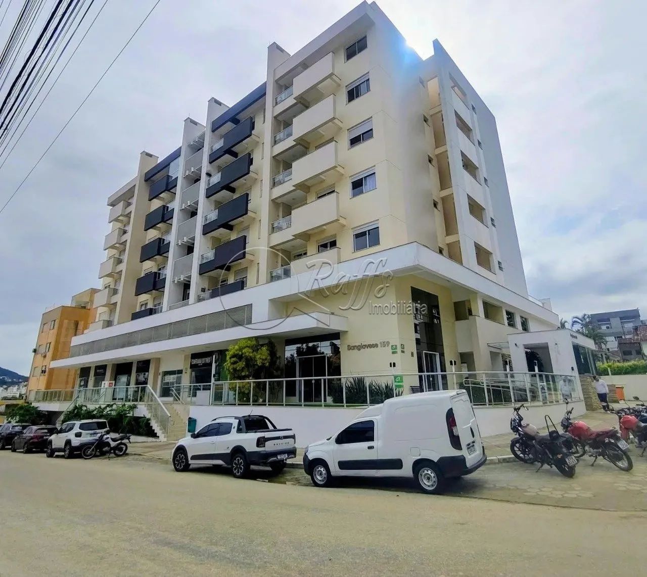 Apartamento 2 dormitórios ao lado da UFSC