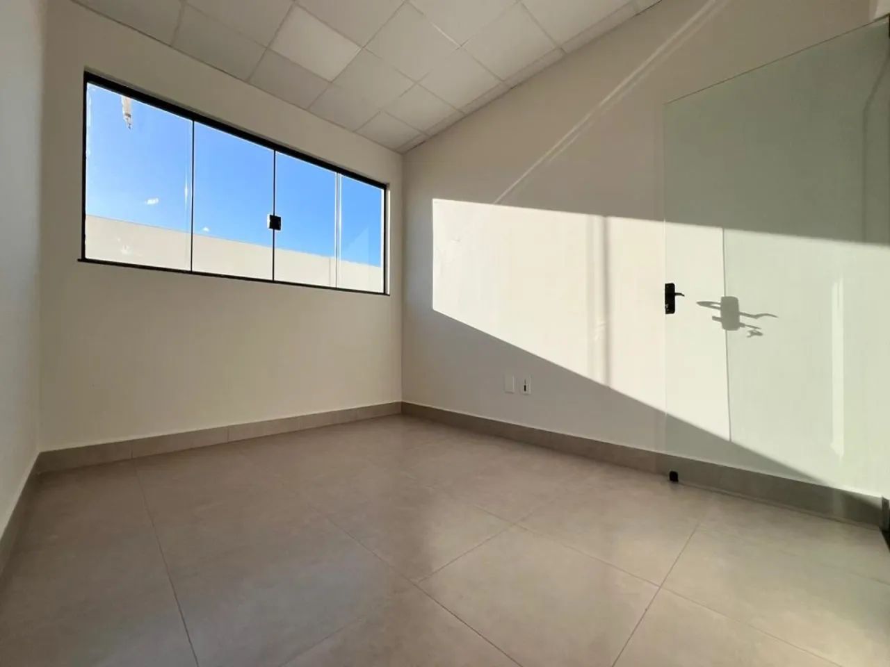 Imóvel Comercial/ Industrial disponível para Locação | 2.400m² | Marialva  PR - Foto 4