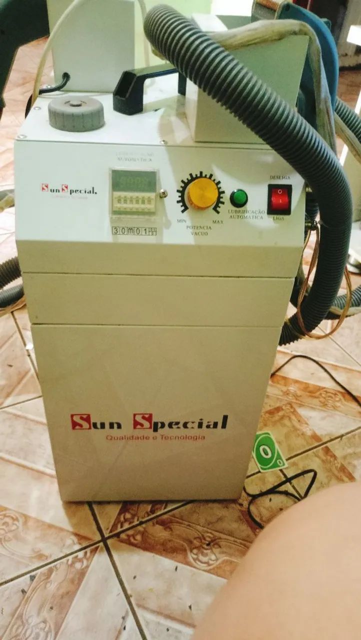 Máquina de tirar linha