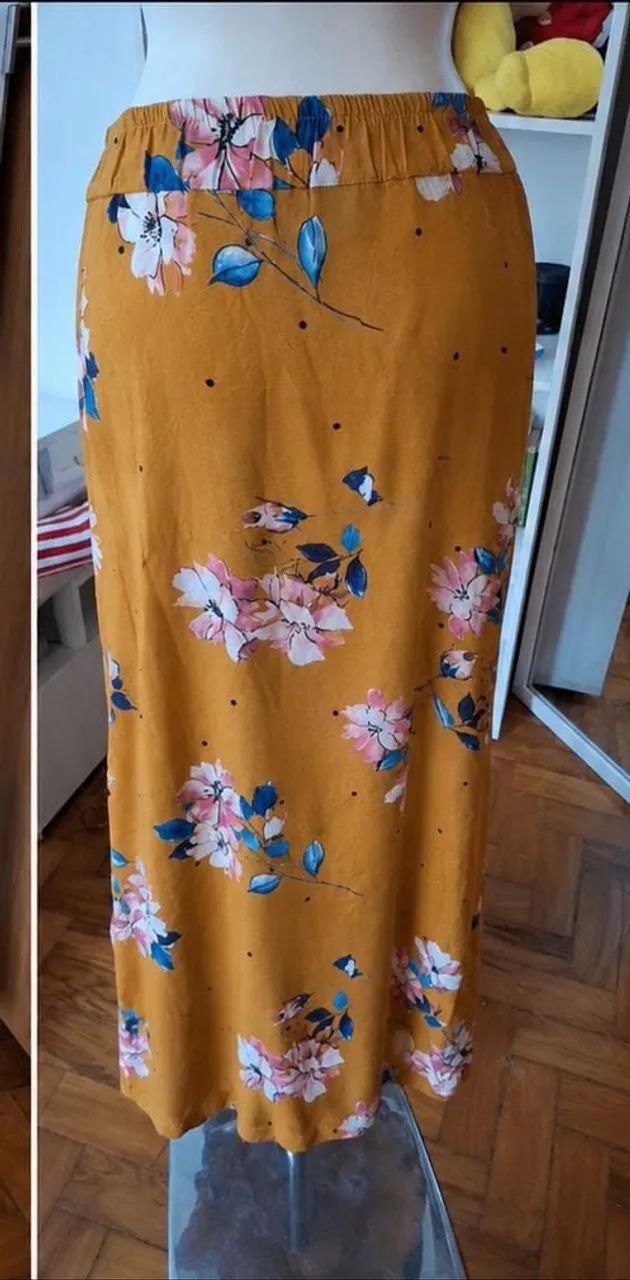 Saia Floral com botões frente - Foto 2