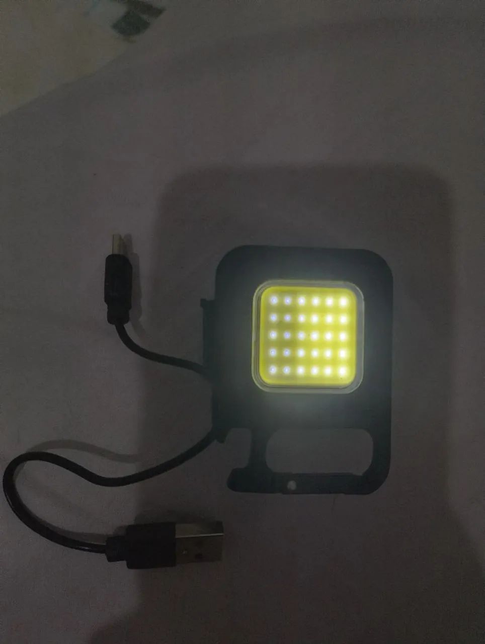 Lanterna led chaveiro recarregável  - Foto 4